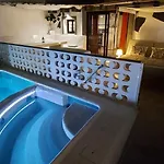 Aloelux !! - Private With Pool , Jacuzzi, Cinema, Massage ,wonderful View, Art Desing Casa de Férias Tías