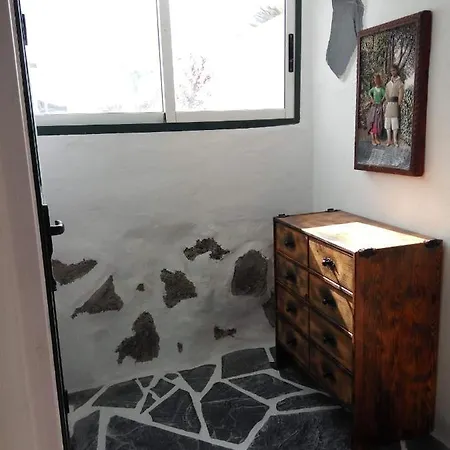 Aloelux !! - Private With Pool , Jacuzzi, Cinema, Massage ,wonderful View, Art Desing בית נופש