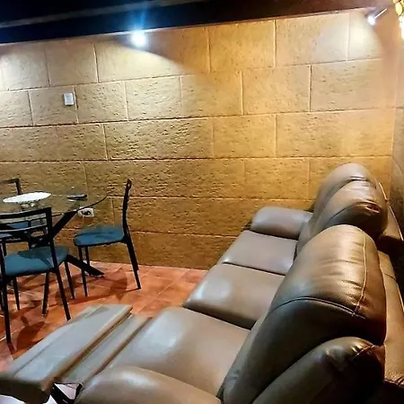 בית נופש Aloelux !! - Private With Pool , Jacuzzi, Cinema, Massage ,wonderful View, Art Desing