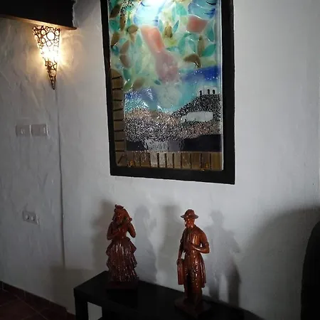 Aloelux !! - Private With Pool , Jacuzzi, Cinema, Massage ,wonderful View, Art Desing Holiday home