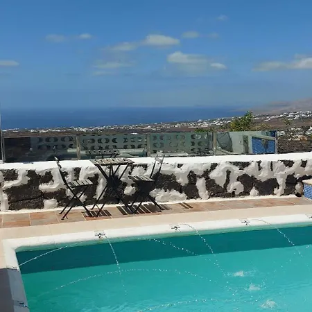 Aloelux !! - Private With Pool , Jacuzzi, Cinema, Massage ,wonderful View, Art Desing Tias