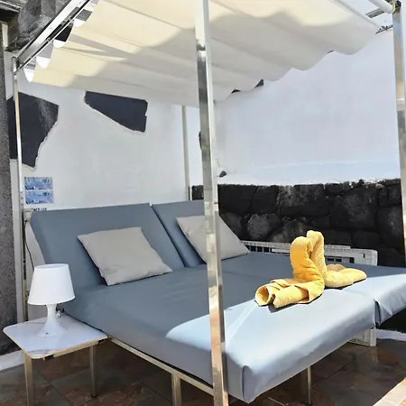 Aloelux !! - Private With Pool , Jacuzzi, Cinema, Massage ,wonderful View, Art Desing *