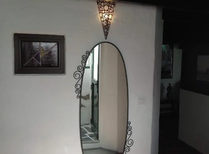 Aloelux !! - Private With Pool , Jacuzzi, Cinema, Massage ,wonderful View, Art Desing Σπίτι διακοπών Tías